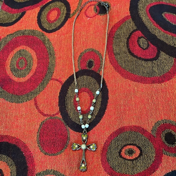 Beautiful Vintage Cross Necklace with Green Crystals and Beads. - Picture 9 of 10